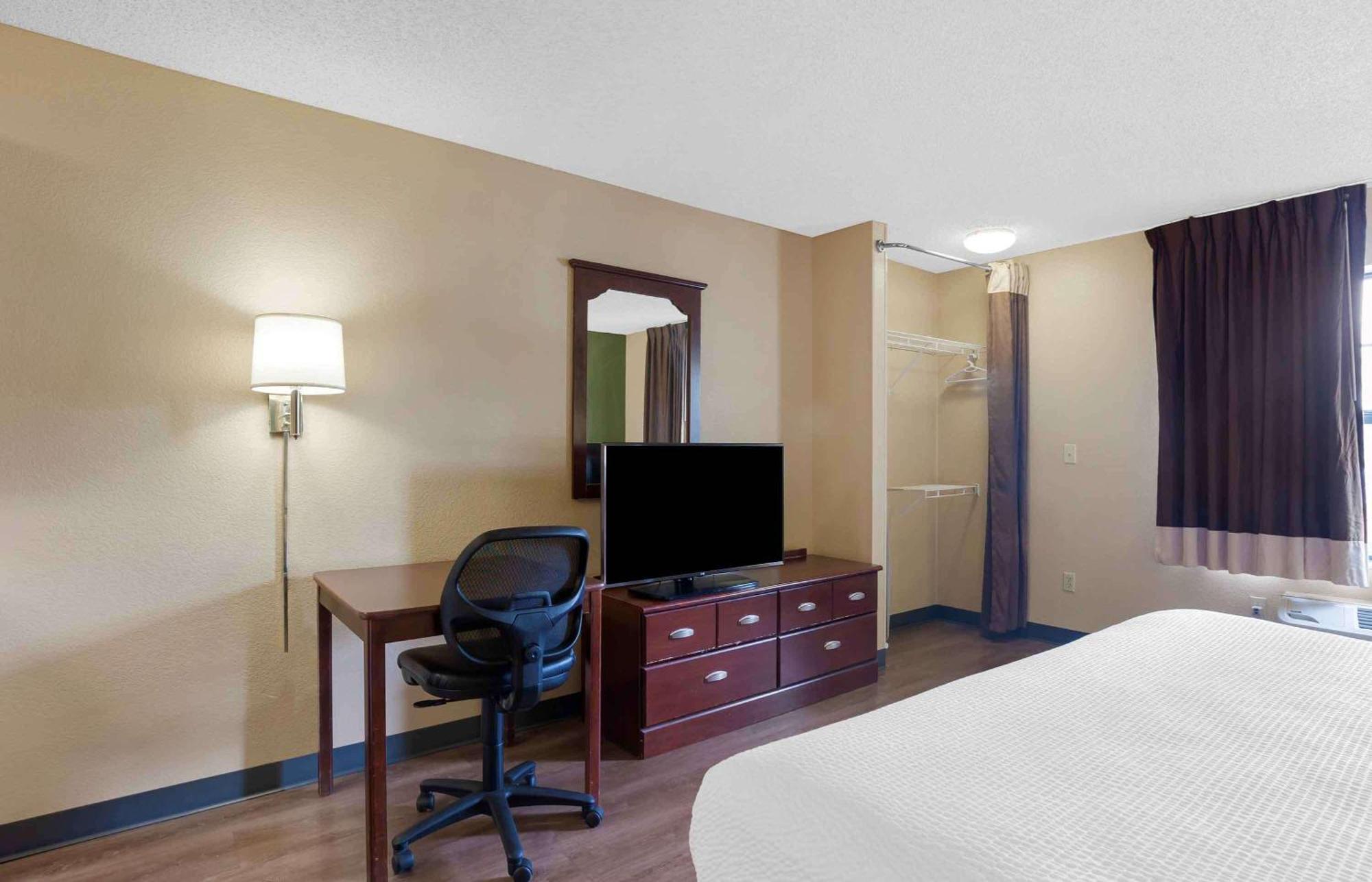 Extended Stay America Suites - Los Angeles - Chino Valley Esterno foto