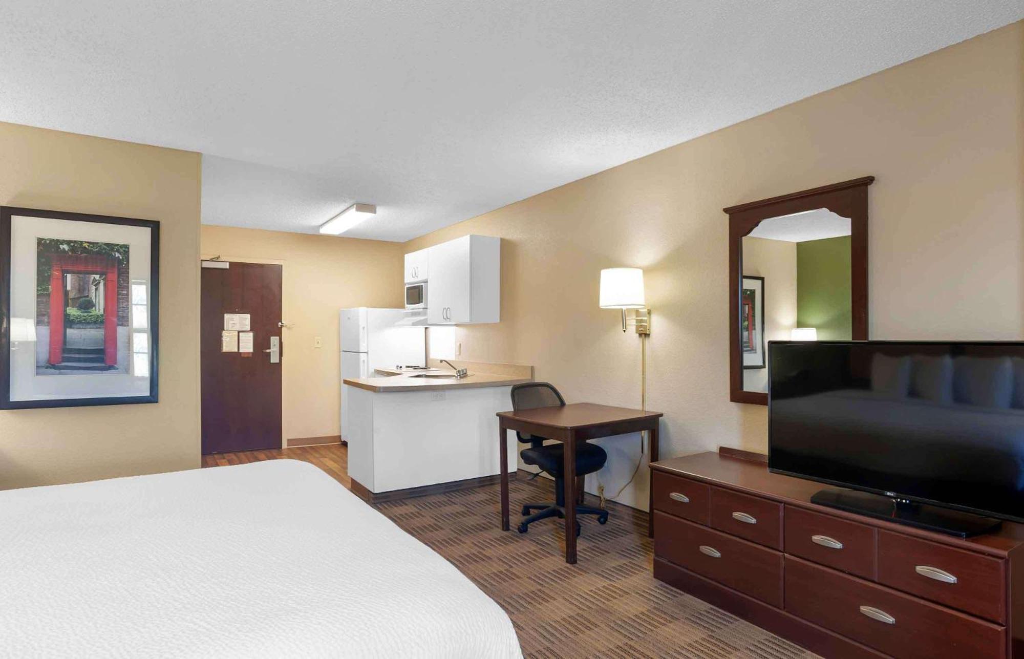 Extended Stay America Suites - Los Angeles - Chino Valley Esterno foto