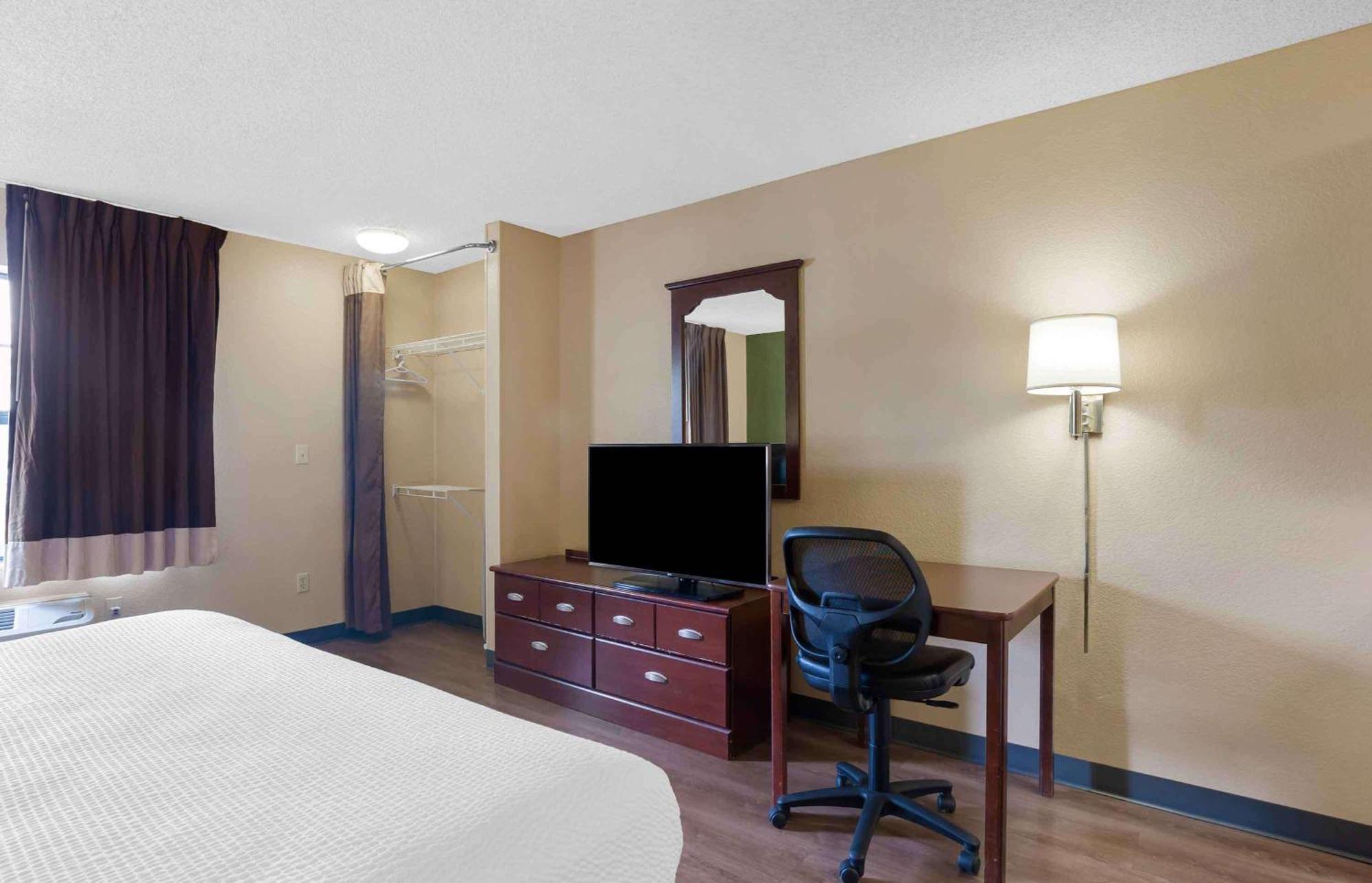 Extended Stay America Suites - Los Angeles - Chino Valley Esterno foto